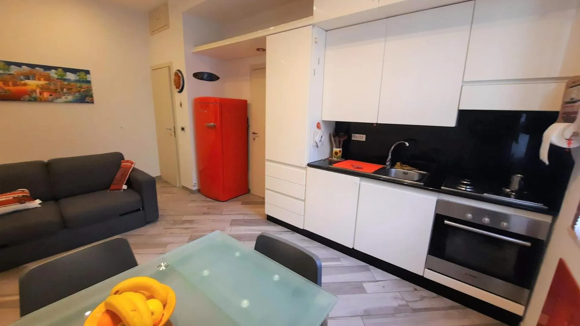 Apartment Appartamento Lungocanale Viareggio Italy